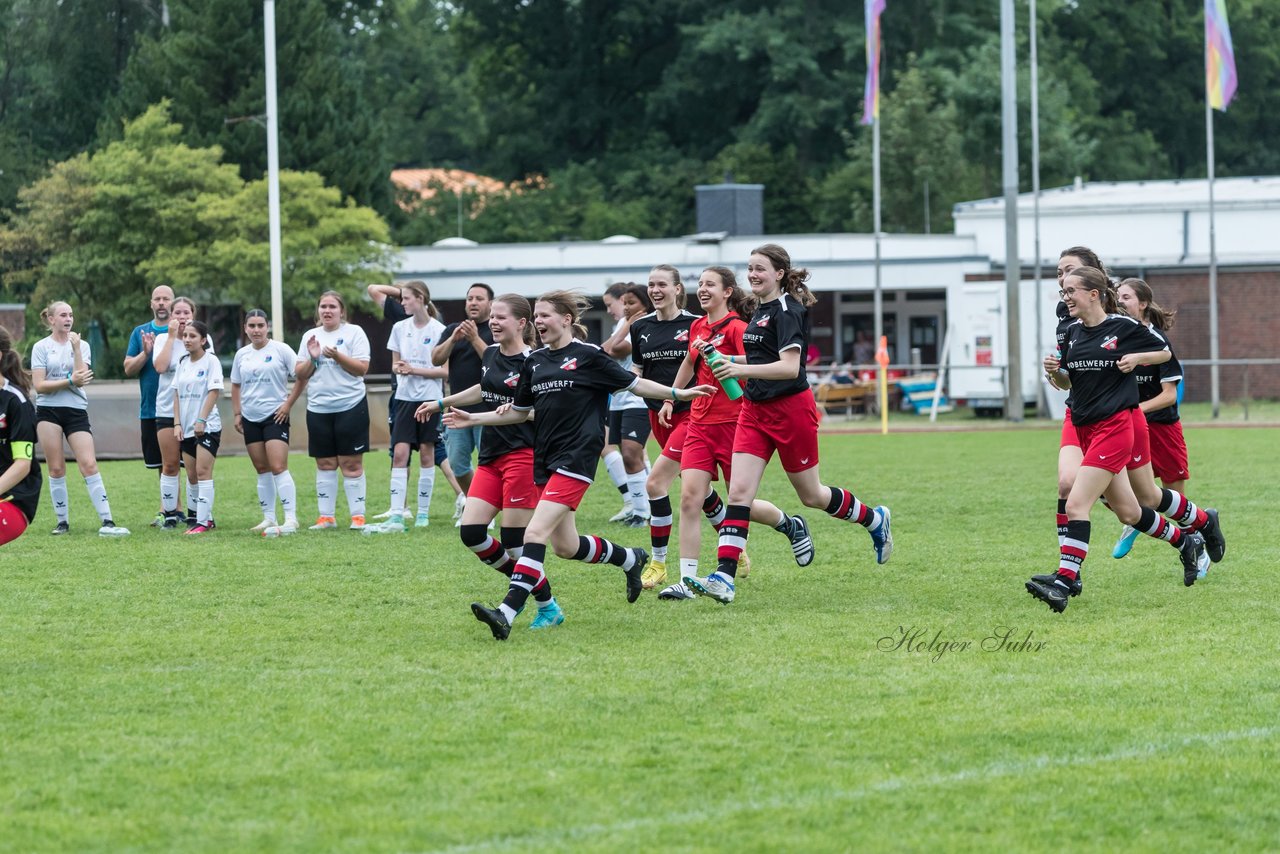 Bild 750 - Loewinnen Cup